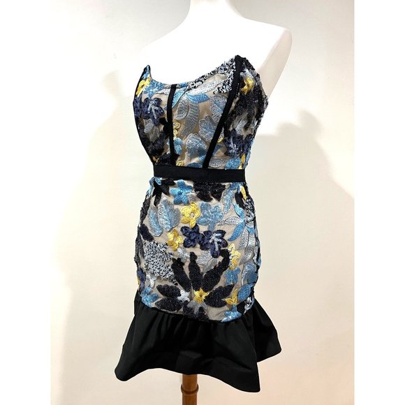 Beautiful Sequin floral dress - Picture 3 of 8